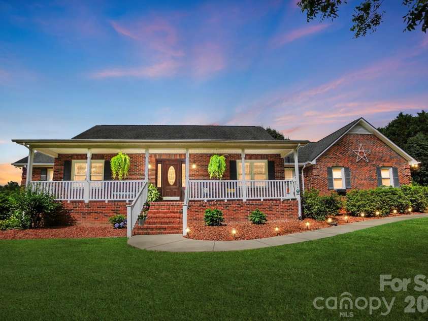 4017 Mullis Newsome Road, Monroe, NC 28110.  MLS# CAR4380952, YatesRealty ID 27588. 