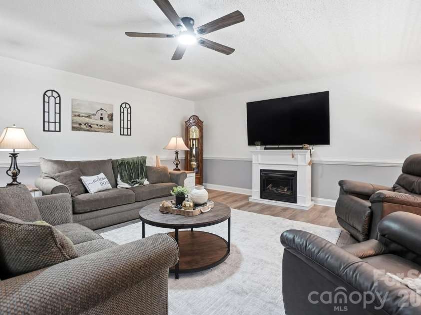 4017 Mullis Newsome Road, Monroe, NC 28110.  MLS# CAR4380952, YatesRealty ID 27588. 
