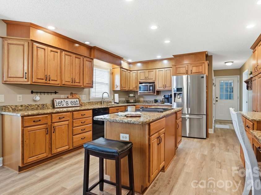 4017 Mullis Newsome Road, Monroe, NC 28110.  MLS# CAR4380952, YatesRealty ID 27588. 
