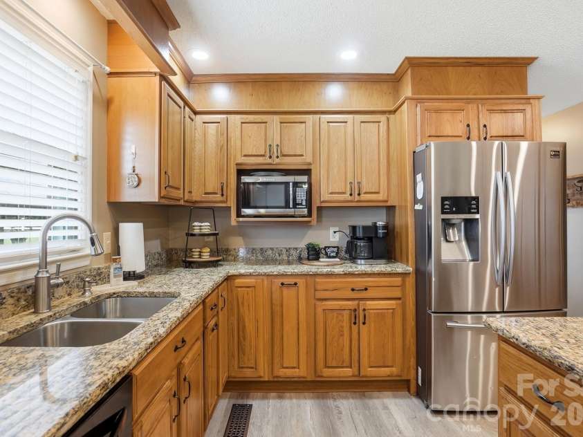 4017 Mullis Newsome Road, Monroe, NC 28110.  MLS# CAR4380952, YatesRealty ID 27588. 