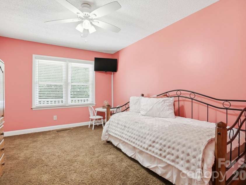 4017 Mullis Newsome Road, Monroe, NC 28110.  MLS# CAR4380952, YatesRealty ID 27588. 