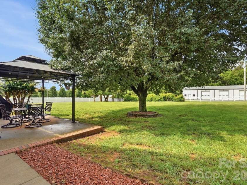 4017 Mullis Newsome Road, Monroe, NC 28110.  MLS# CAR4380952, YatesRealty ID 27588. 