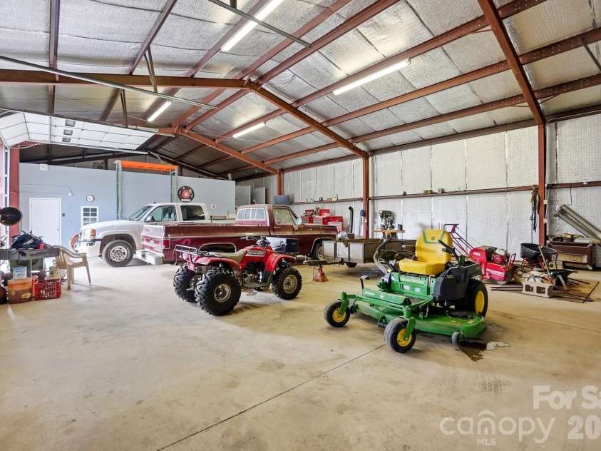 4017 Mullis Newsome Road, Monroe, NC 28110.  MLS# CAR4380952, YatesRealty ID 27588. 