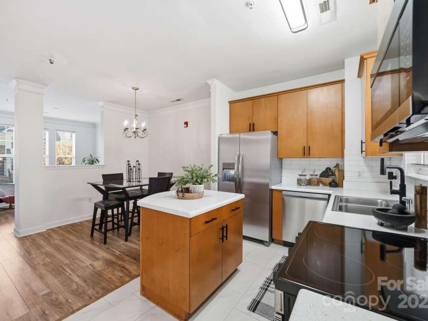 7119 Founders Club Court, Charlotte, NC 28269.  MLS# CAR4317437, YatesRealty ID 2759. 