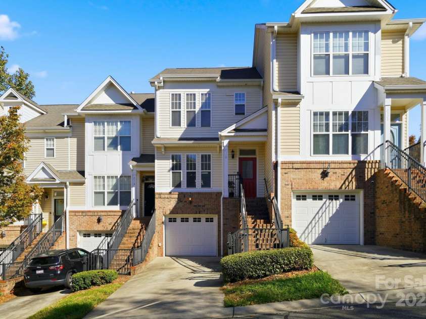 7119 Founders Club Court, Charlotte, NC 28269.  MLS# CAR4317437, YatesRealty ID 2759. 