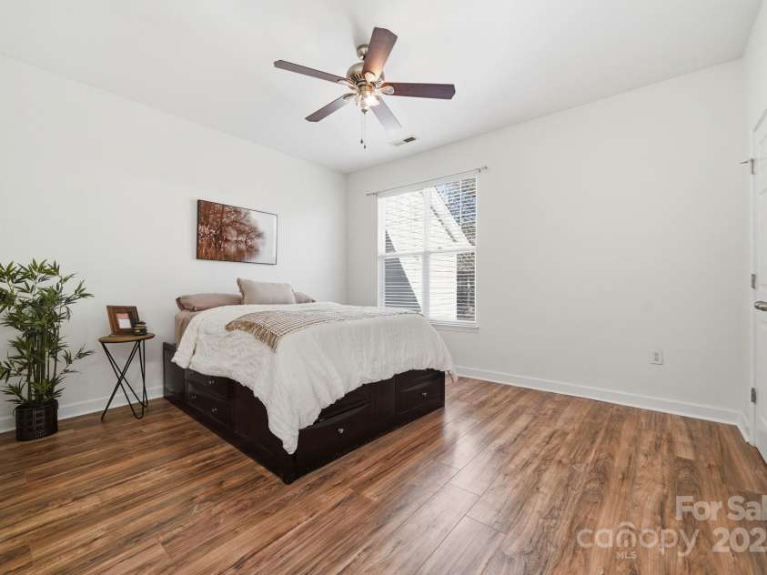 7119 Founders Club Court, Charlotte, NC 28269.  MLS# CAR4317437, YatesRealty ID 2759. Primary bedroom with ensuite bathroom