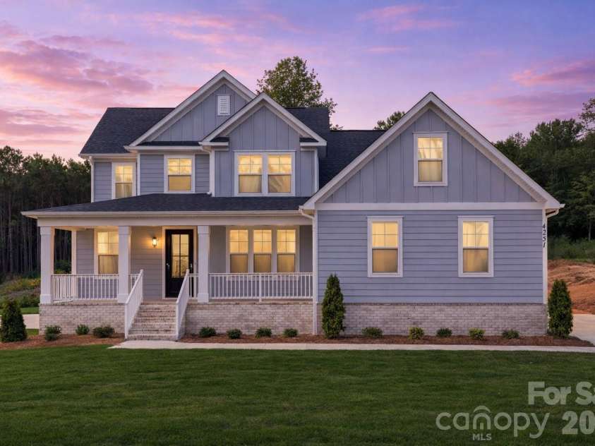 4251 Candlewood Drive, Sherrills Ford, NC 28673.  MLS# CAR4214764, YatesRealty ID 27591. 