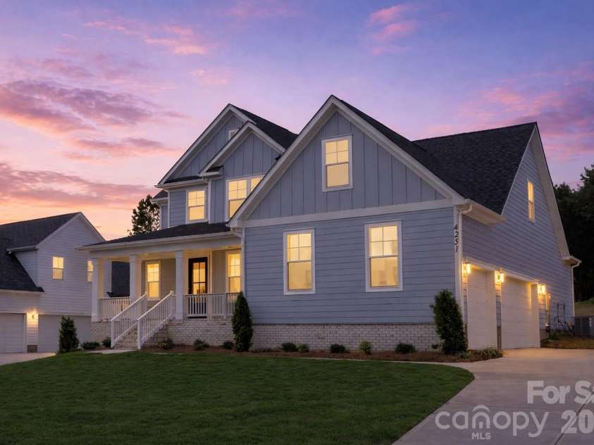 4251 Candlewood Drive, Sherrills Ford, NC 28673.  MLS# CAR4214764, YatesRealty ID 27591. 