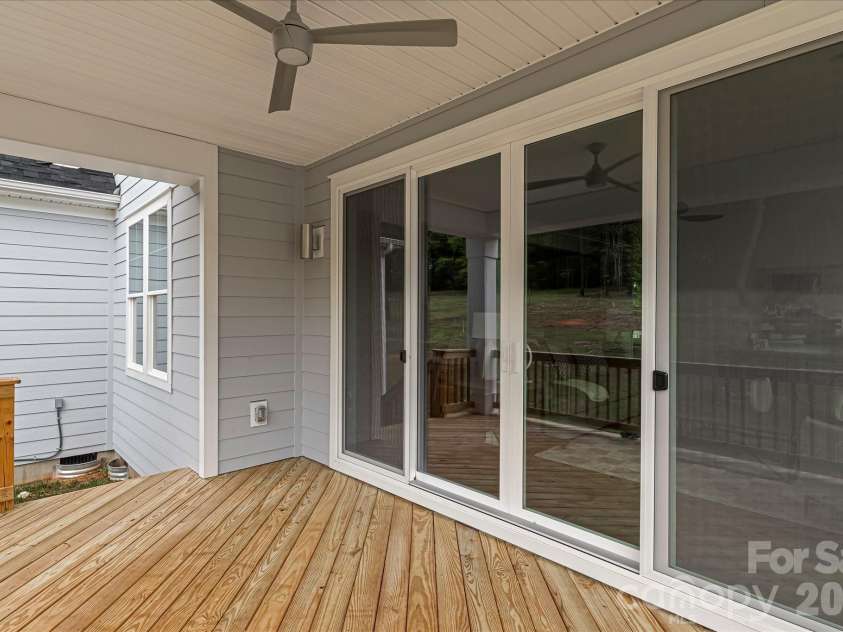 4251 Candlewood Drive, Sherrills Ford, NC 28673.  MLS# CAR4214764, YatesRealty ID 27591. 
