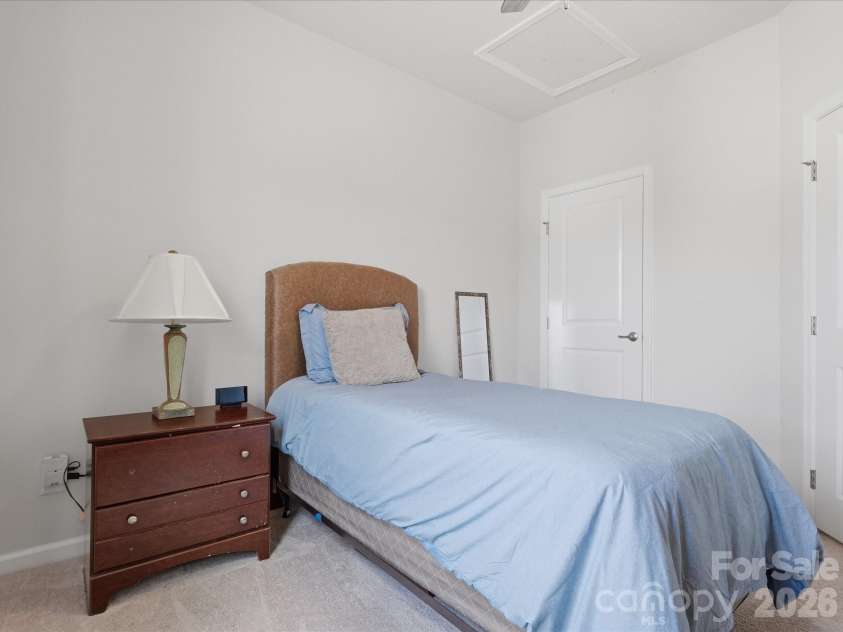 2527 Grantham Place Drive, Fort Mill, SC 29715.  MLS# CAR4374538, YatesRealty ID 27592. 