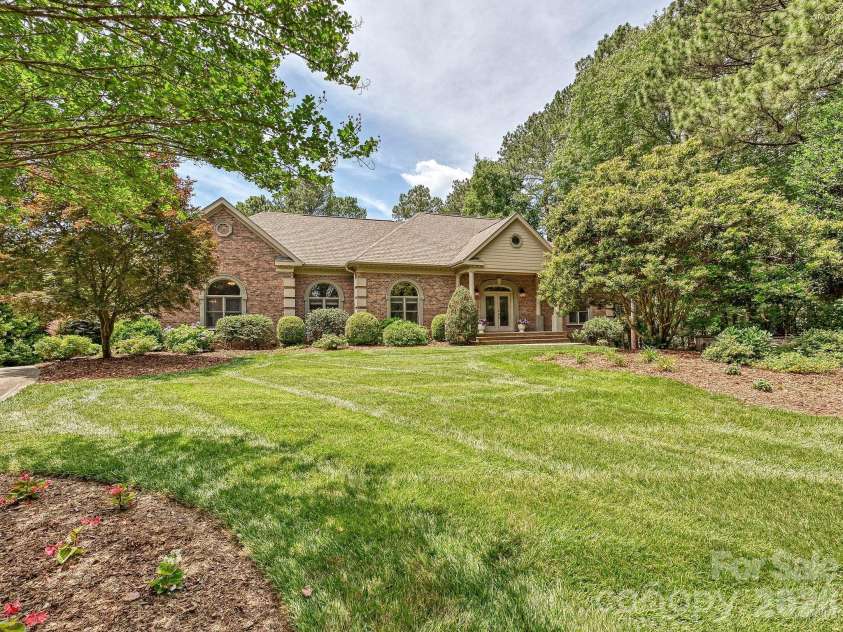 6002 Bluebird Hill Lane, Weddington, NC 28104.  MLS# CAR4386760, YatesRealty ID 27593. 