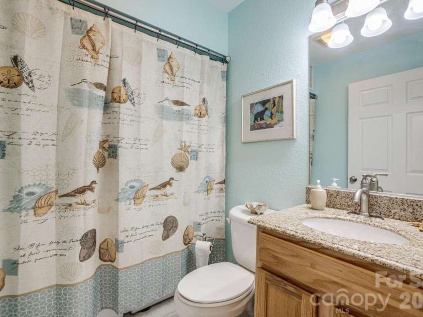 108 South Park Lane, Black Mountain, NC 28711.  MLS# CAR4384038, YatesRealty ID 27595. 