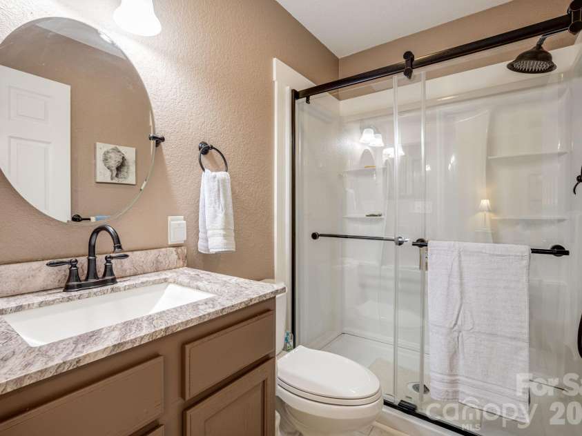 108 South Park Lane, Black Mountain, NC 28711.  MLS# CAR4384038, YatesRealty ID 27595. 