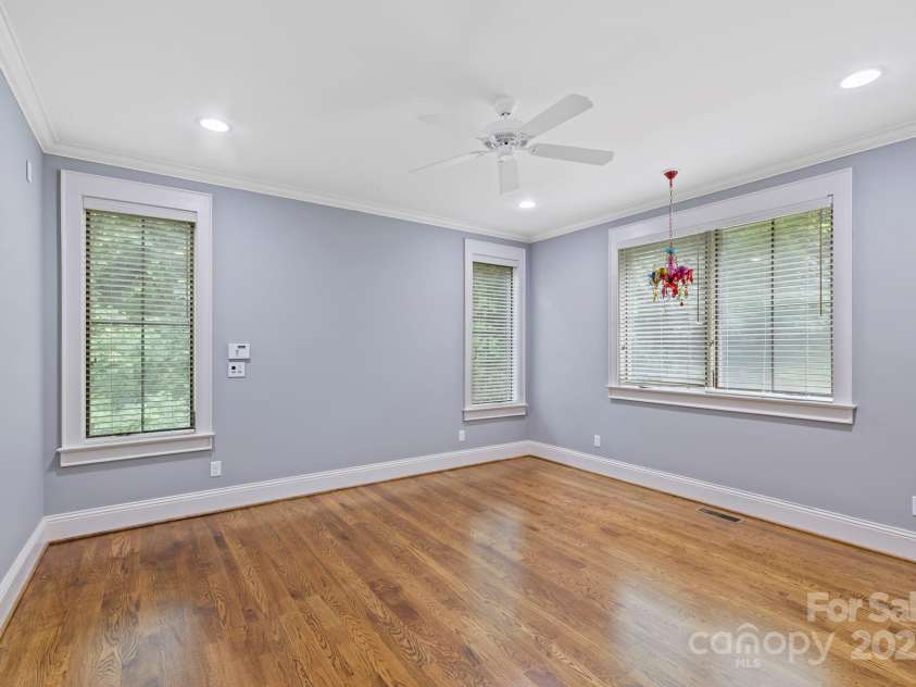 68/72/82/84 Oteen Church Road, Asheville, NC 28805.  MLS# CAR4280406, YatesRealty ID 27595. 