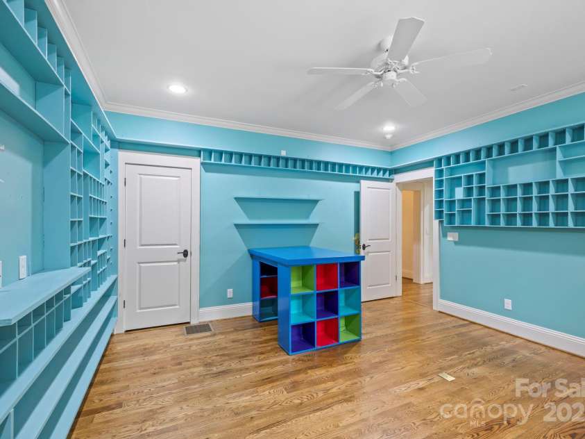 68/72/82/84 Oteen Church Road, Asheville, NC 28805.  MLS# CAR4280406, YatesRealty ID 27595. 