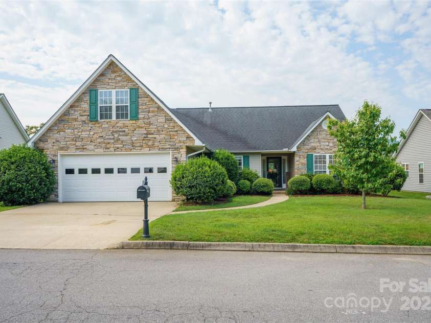 34 Dove Hollow Road, Fletcher, NC 28732.  MLS# CAR4279098, YatesRealty ID 27596. Front Elevatioon