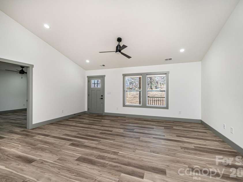 2017 Bailey Drive, Hickory, NC 28601.  MLS# CAR4381511, YatesRealty ID 27597. Stock Photo