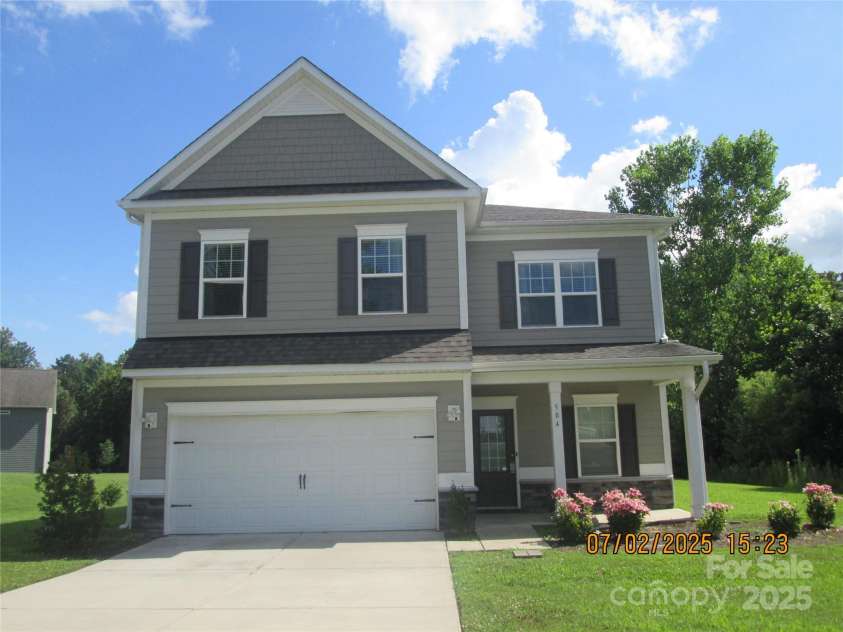 504 Stone River Parkway, Mount Holly, NC 28120.  MLS# CAR4280796, YatesRealty ID 27597. 
