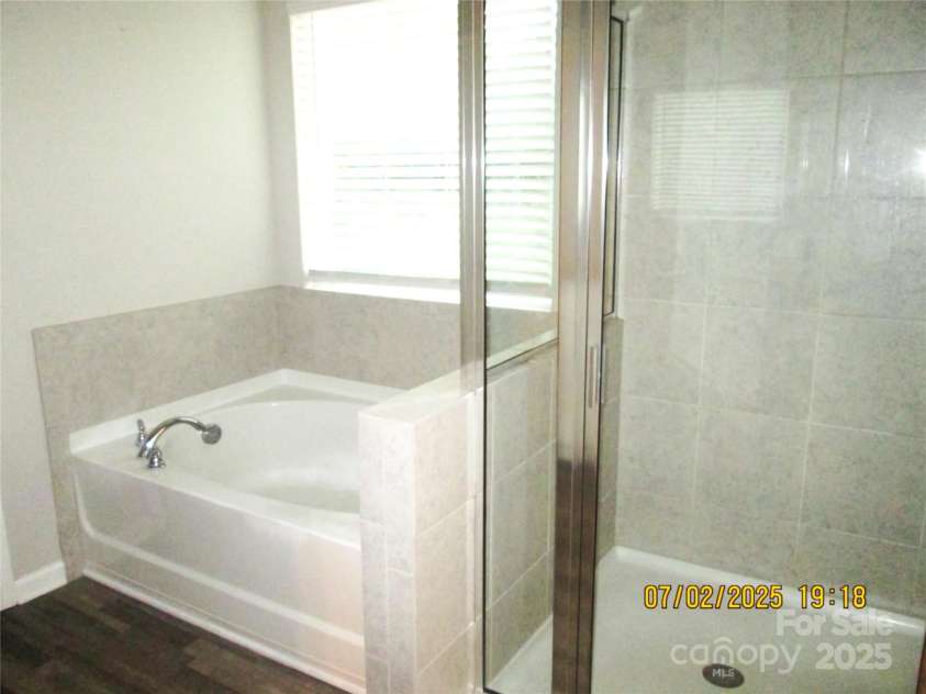 504 Stone River Parkway, Mount Holly, NC 28120.  MLS# CAR4280796, YatesRealty ID 27597. 