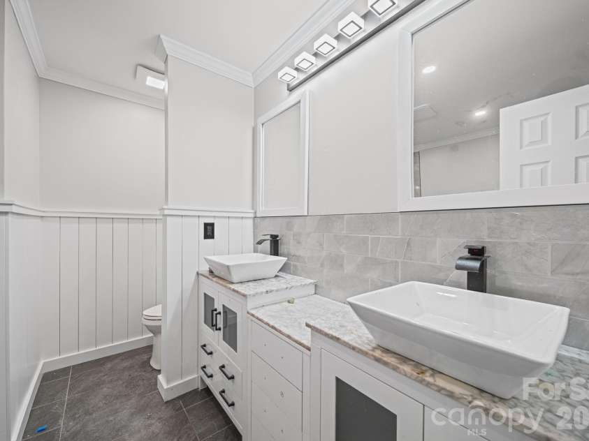 934 Clover Park Drive, Clover, SC 29710.  MLS# CAR4375865, YatesRealty ID 27598. 