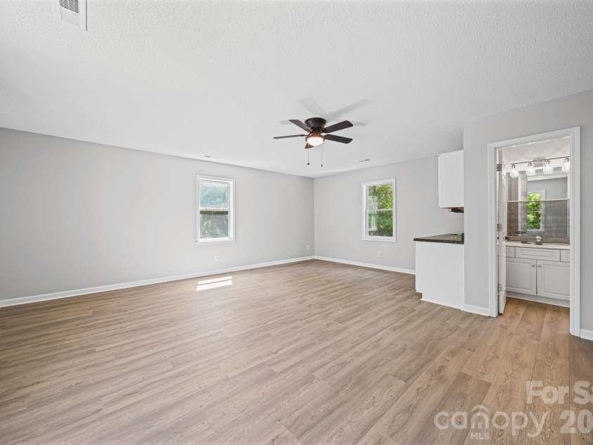 934 Clover Park Drive, Clover, SC 29710.  MLS# CAR4375865, YatesRealty ID 27598. 