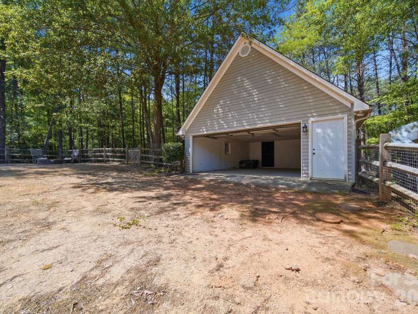 934 Clover Park Drive, Clover, SC 29710.  MLS# CAR4375865, YatesRealty ID 27598. 