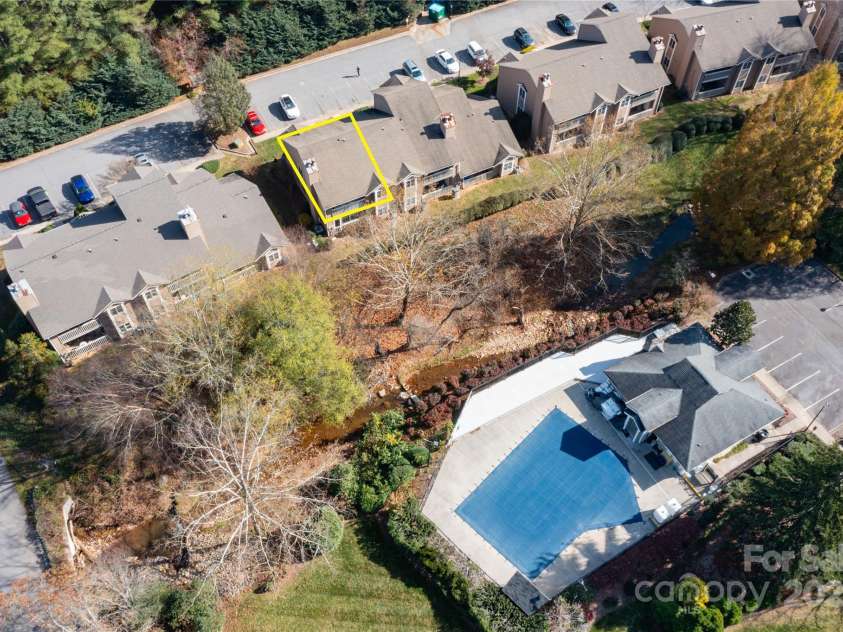 9 Timberlake Drive, Asheville, NC 28803.  MLS# CAR4201153, YatesRealty ID 276. 