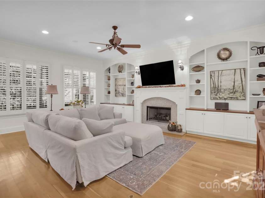 8534 Highgrove Street, Charlotte, NC 28277.  MLS# CAR4257228, YatesRealty ID 27600. 