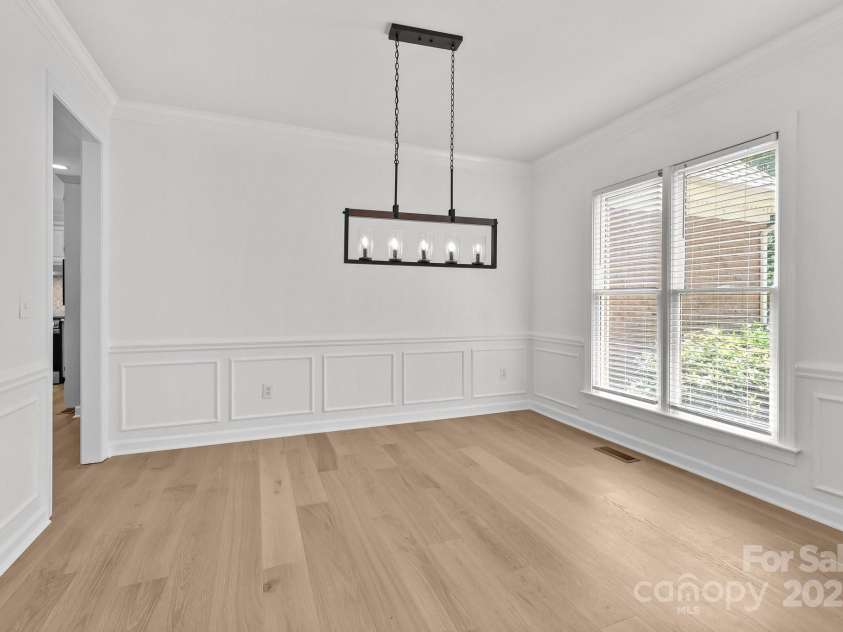 15400 Groveland Street, Huntersville, NC 28078.  MLS# CAR4268351, YatesRealty ID 27601. 
