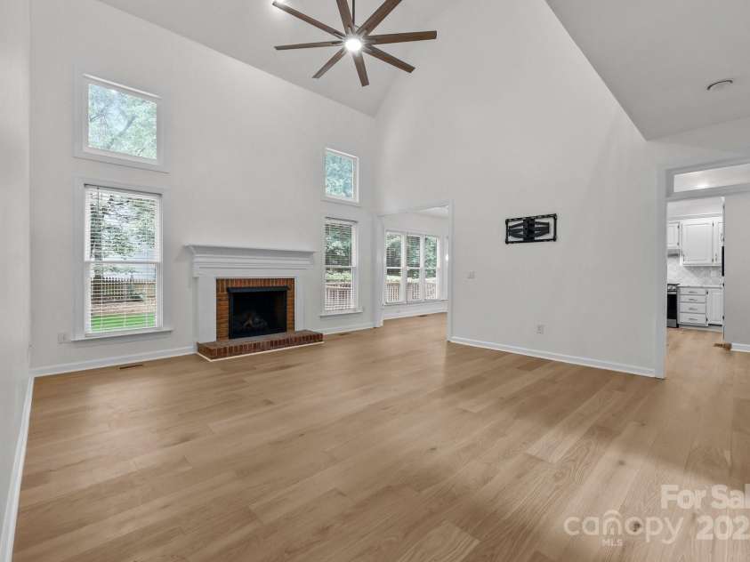 15400 Groveland Street, Huntersville, NC 28078.  MLS# CAR4268351, YatesRealty ID 27601. 