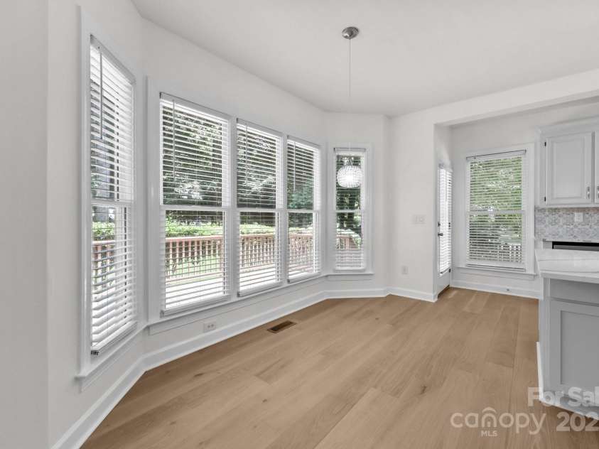 15400 Groveland Street, Huntersville, NC 28078.  MLS# CAR4268351, YatesRealty ID 27601. 