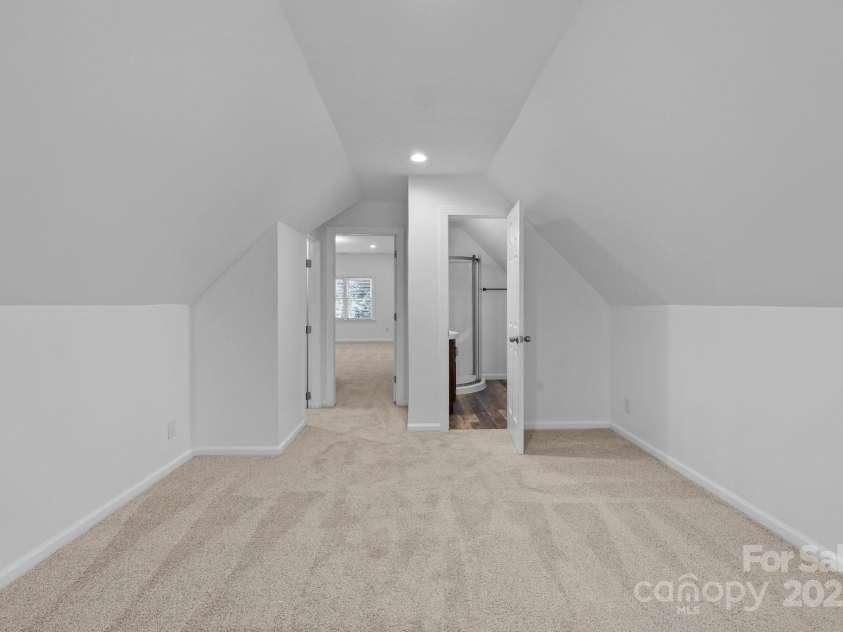 15400 Groveland Street, Huntersville, NC 28078.  MLS# CAR4268351, YatesRealty ID 27601. 