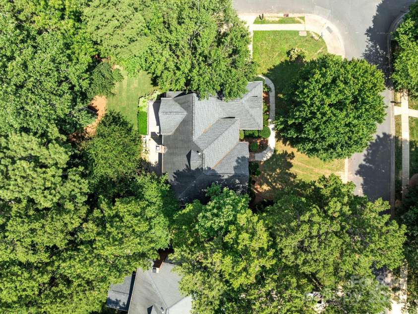 15400 Groveland Street, Huntersville, NC 28078.  MLS# CAR4268351, YatesRealty ID 27601. 
