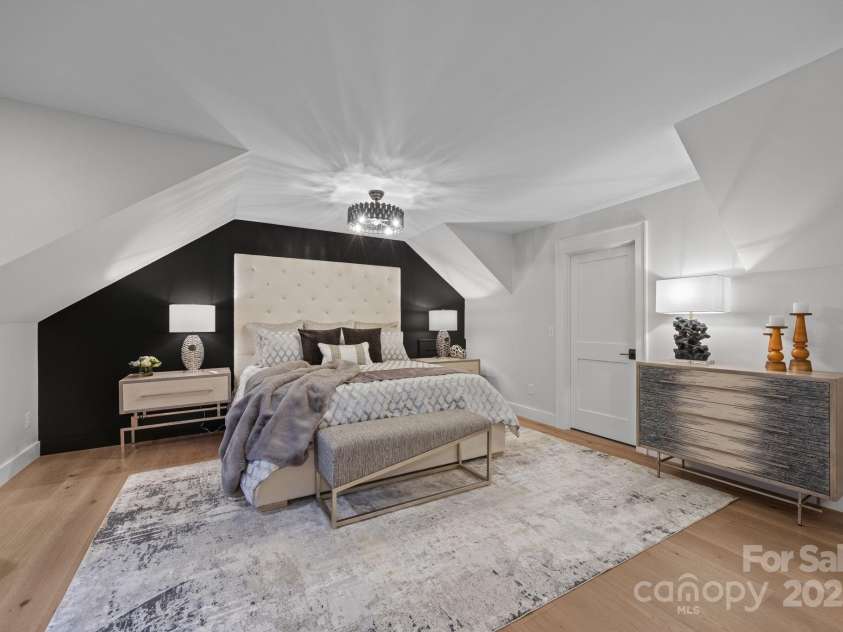 95 Cardinal Trace, Lake Toxaway, NC 28747.  MLS# CAR4317545, YatesRealty ID 27603. Bed Rm Suite #2