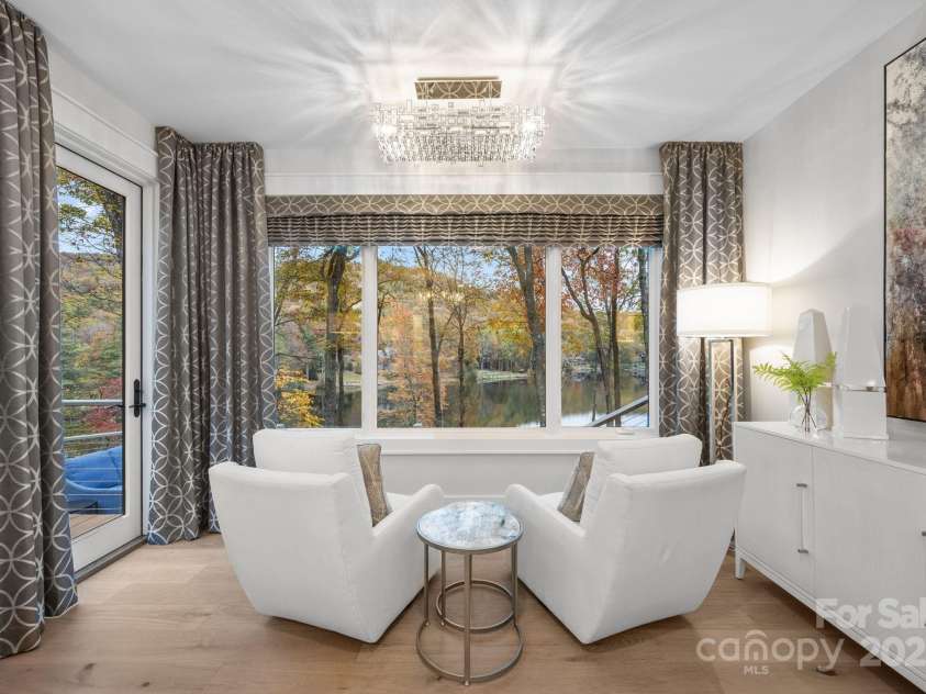 95 Cardinal Trace, Lake Toxaway, NC 28747.  MLS# CAR4317545, YatesRealty ID 27603. Primary Suite