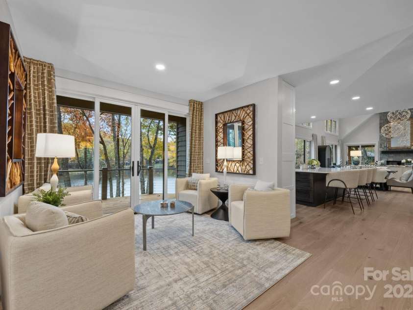 95 Cardinal Trace, Lake Toxaway, NC 28747.  MLS# CAR4317545, YatesRealty ID 27603. Sitting Rm