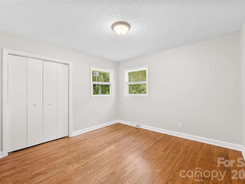 619 Greenbriar Avenue, Rock Hill, SC 29730.  MLS# CAR4387824, YatesRealty ID 27604. 