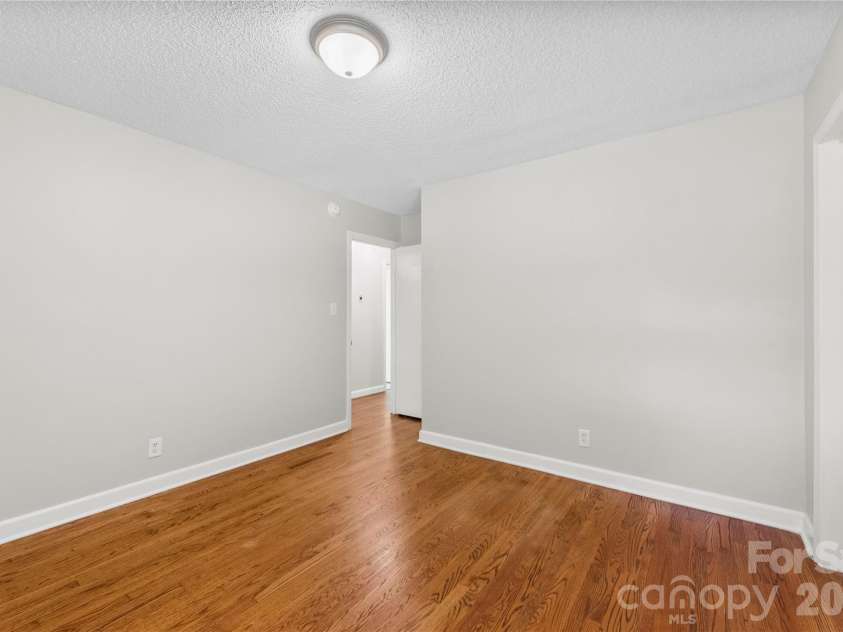 619 Greenbriar Avenue, Rock Hill, SC 29730.  MLS# CAR4387824, YatesRealty ID 27604. 