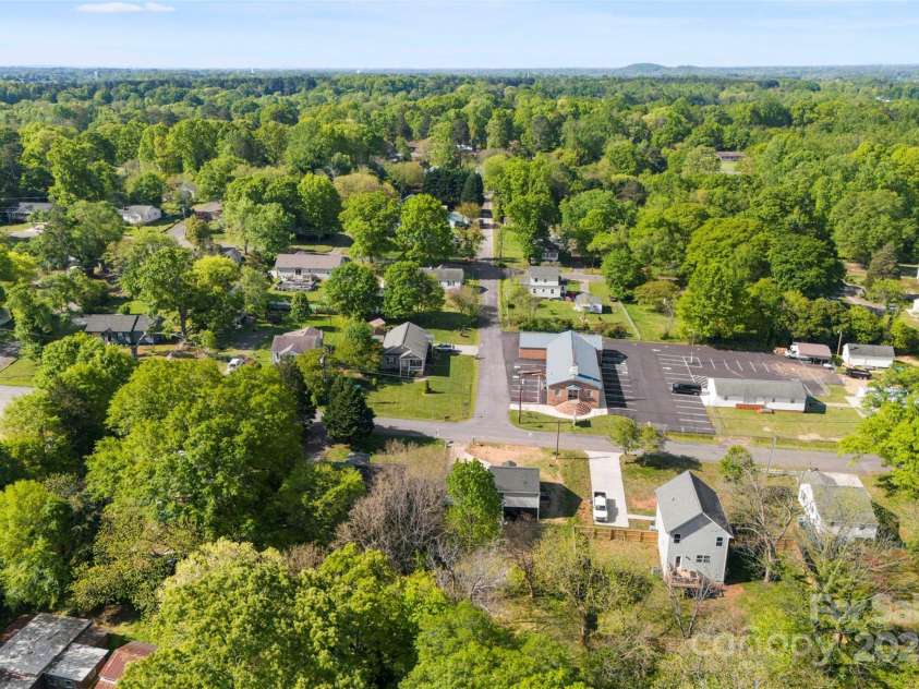 300 Cherry Street, Belmont, NC 28012.  MLS# CAR4269451, YatesRealty ID 27605. 