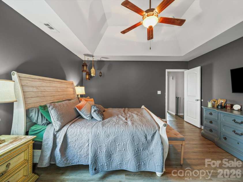 2017 Longhorn Drive, Dallas, NC 28034.  MLS# CAR4383813, YatesRealty ID 27606. 