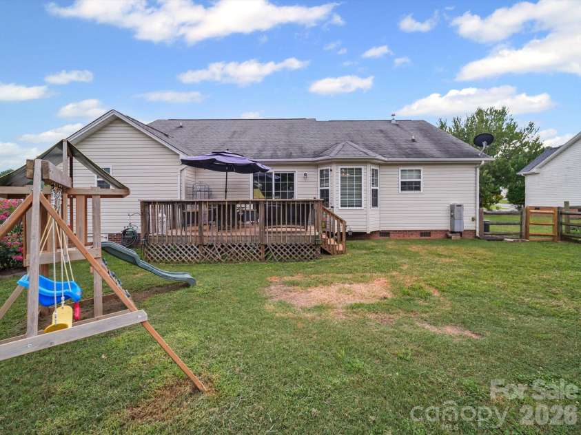 2017 Longhorn Drive, Dallas, NC 28034.  MLS# CAR4383813, YatesRealty ID 27606. 