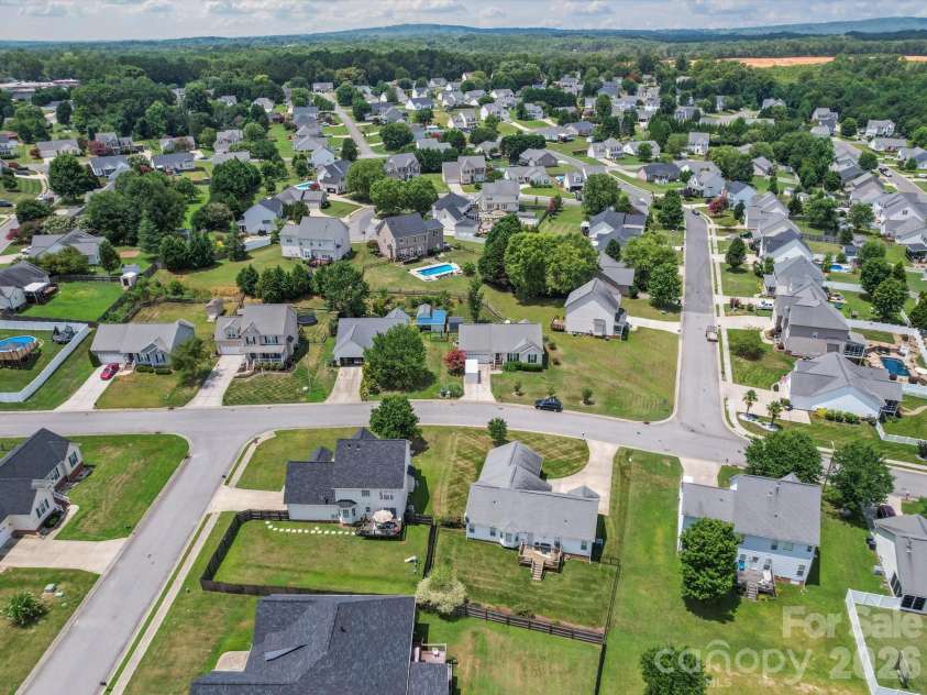 2017 Longhorn Drive, Dallas, NC 28034.  MLS# CAR4383813, YatesRealty ID 27606. 