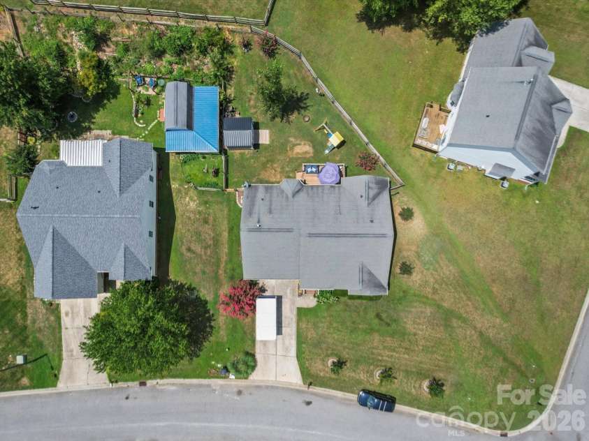 2017 Longhorn Drive, Dallas, NC 28034.  MLS# CAR4383813, YatesRealty ID 27606. 