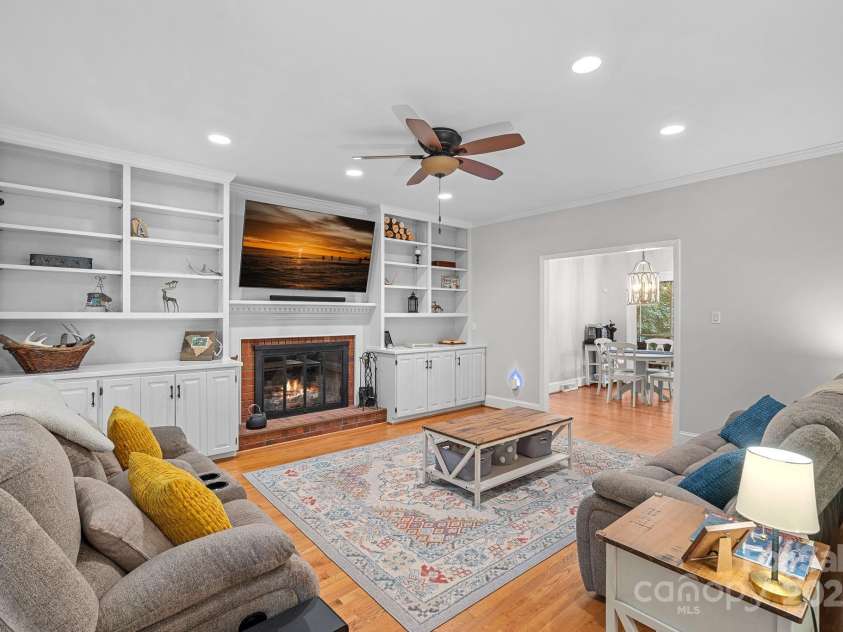 2358 Sparrow Drive, Rock Hill, SC 29732.  MLS# CAR4275988, YatesRealty ID 27607. 