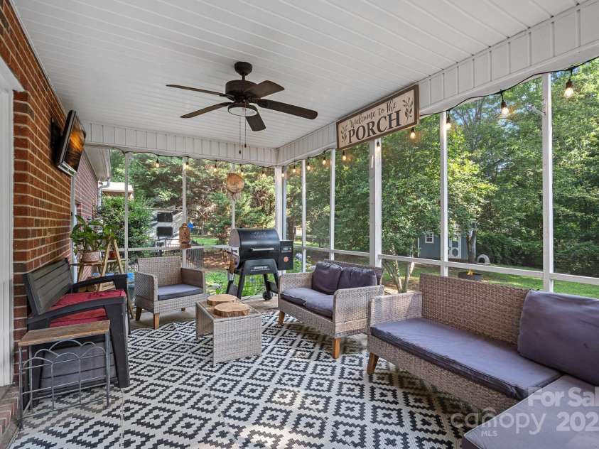2358 Sparrow Drive, Rock Hill, SC 29732.  MLS# CAR4275988, YatesRealty ID 27607. 
