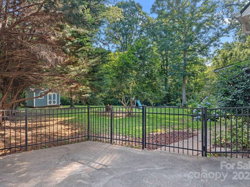 2358 Sparrow Drive, Rock Hill, SC 29732.  MLS# CAR4275988, YatesRealty ID 27607. 