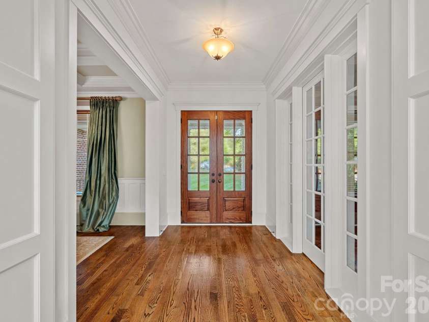 121 Willow Bend Court, Mooresville, NC 28117.  MLS# CAR4376613, YatesRealty ID 27608. 