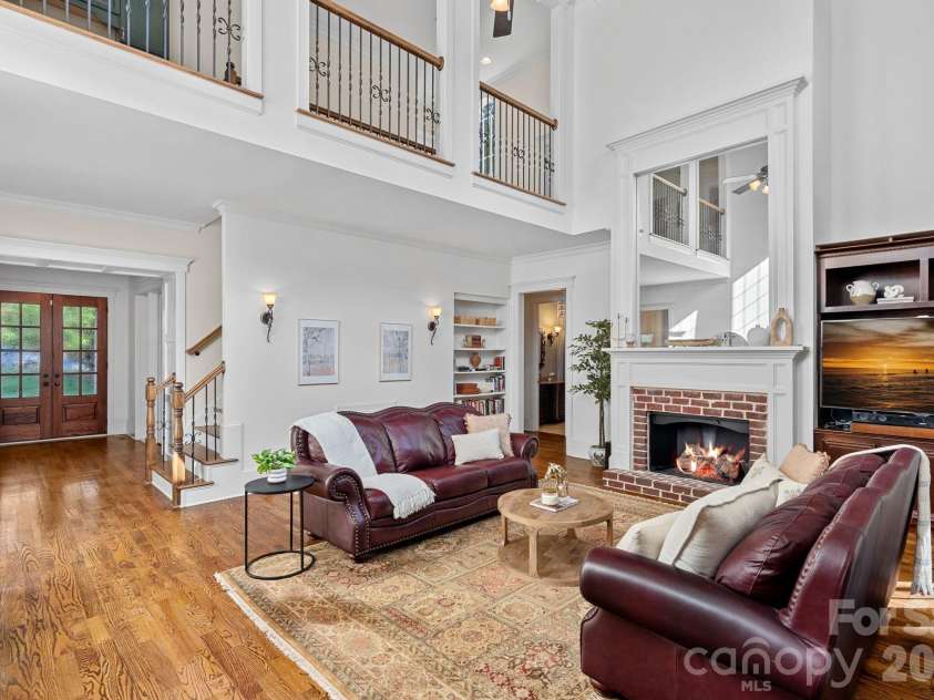121 Willow Bend Court, Mooresville, NC 28117.  MLS# CAR4376613, YatesRealty ID 27608. 