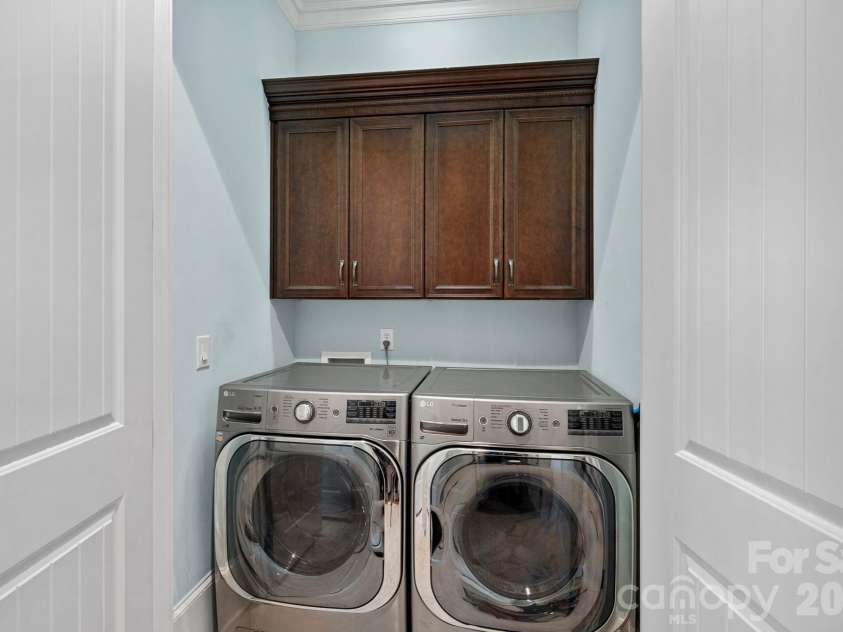 121 Willow Bend Court, Mooresville, NC 28117.  MLS# CAR4376613, YatesRealty ID 27608. 