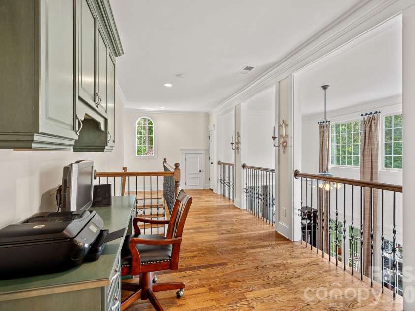 121 Willow Bend Court, Mooresville, NC 28117.  MLS# CAR4376613, YatesRealty ID 27608. 